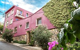 L'Isola Guesthouse (Adults Only)