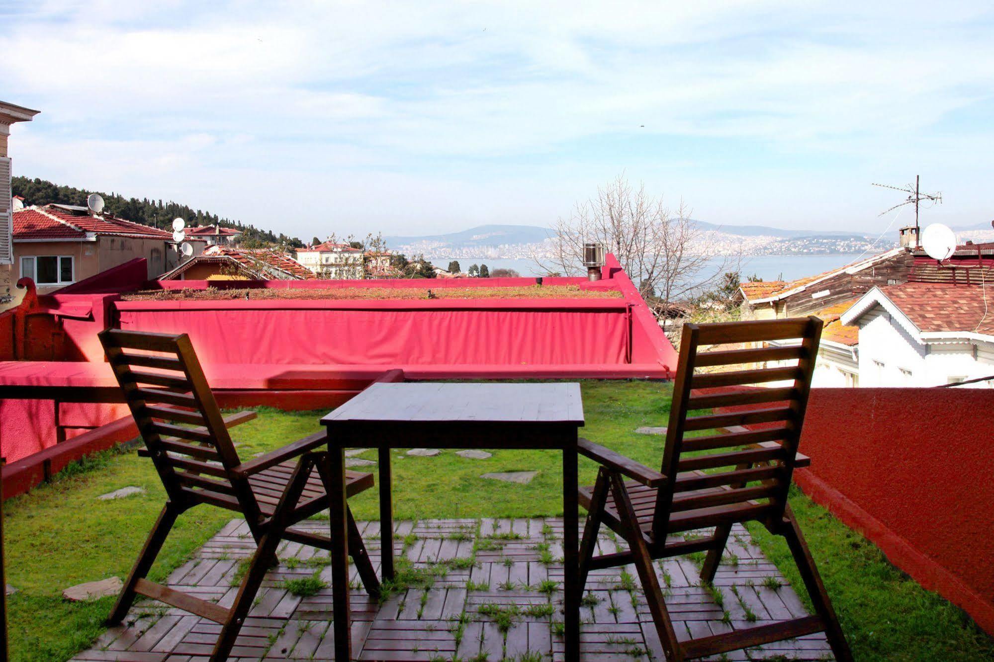 L'Isola Guesthouse (Adults Only) Heybeliada Exterior photo